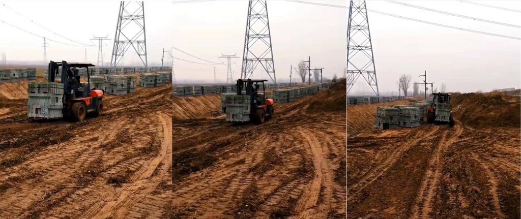 Kaystar Pioneer35(CPCY35) 3.5T Four-wheel drive forklift at the construction site