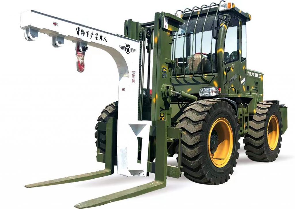 Four-wheel drive forklift attachment, fixed boom