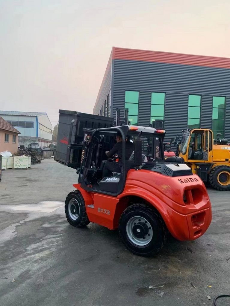 2023 CPCY35 Compact 3.5t 4wd rough terrain forklift