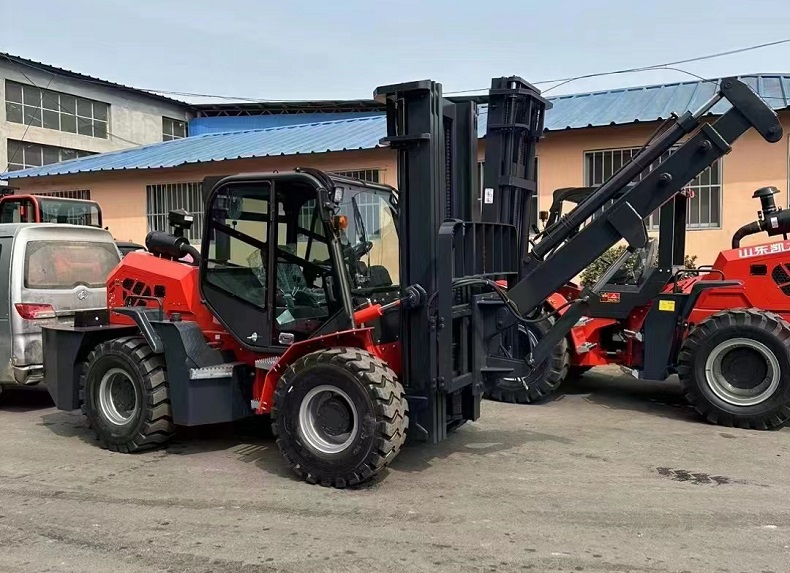 3.5T Rough terrain forklift(KDJY35) 4x4 with Telescopic boom attachment