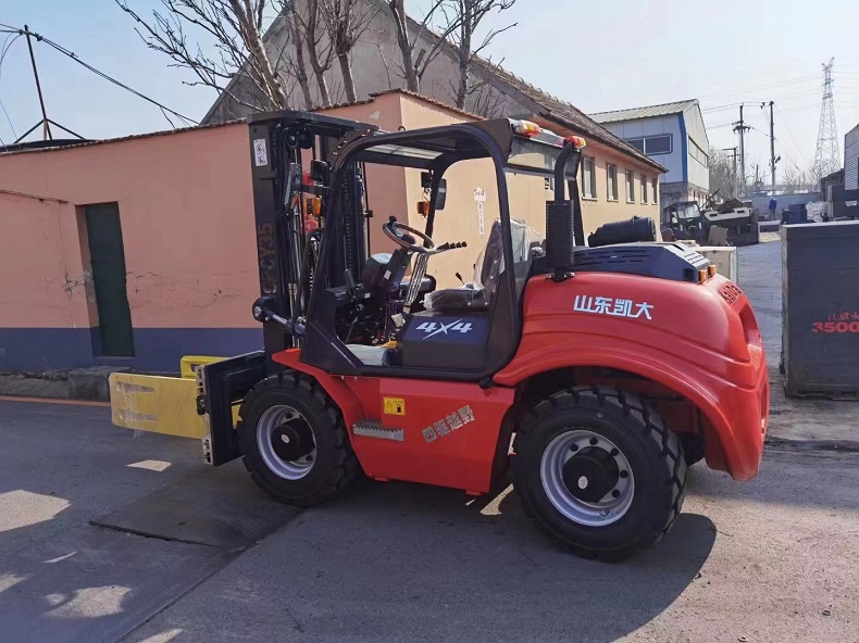 compact 3.5t rough terrain forklift 4wd off-road