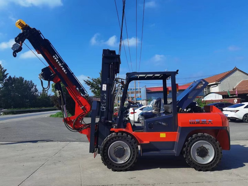 factory shipment
-Kaystar 4x4 forklift 3.5t (with fly jib),boom,mobile crane  function
