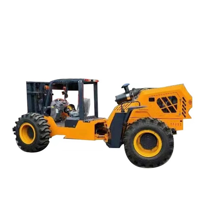 Articulated four-wheel drive chassis for sale, customized production, yellow, diesel engine, torque converter, wheel reduction axle