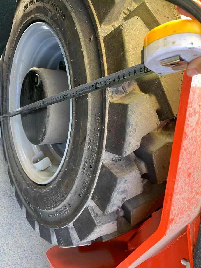Pioneer35A off-road forklift tubeless high-tread heavy-duty tires