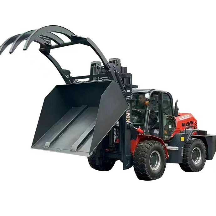 Outdoor Forklift Attachment-Hinged Bucket with Upper Clamp for sale,This is a Landtiger35pro equipped with forklift attachments. It is red and has a fully enclosed cab.