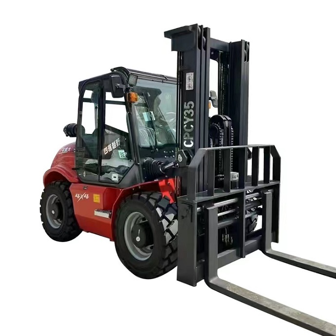 This is a four-wheel drive off-road forklift equipped with a fork positioner. This is a red Pioneer35A