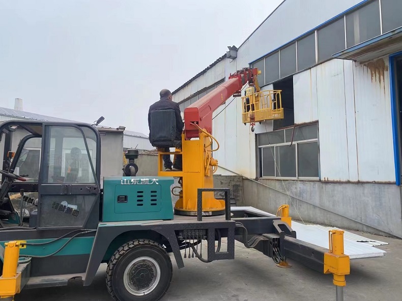 Forklift Crane For Sale|small Four-Wheel Drive Forklift Crane（china 4wd mobile crane manufacturer）