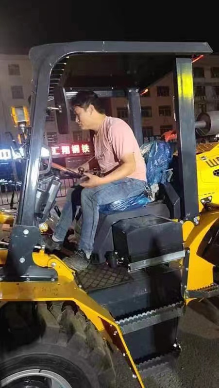 ¿Son baratas las carretillas elevadoras con tracción a las cuatro ruedas Huaya?
