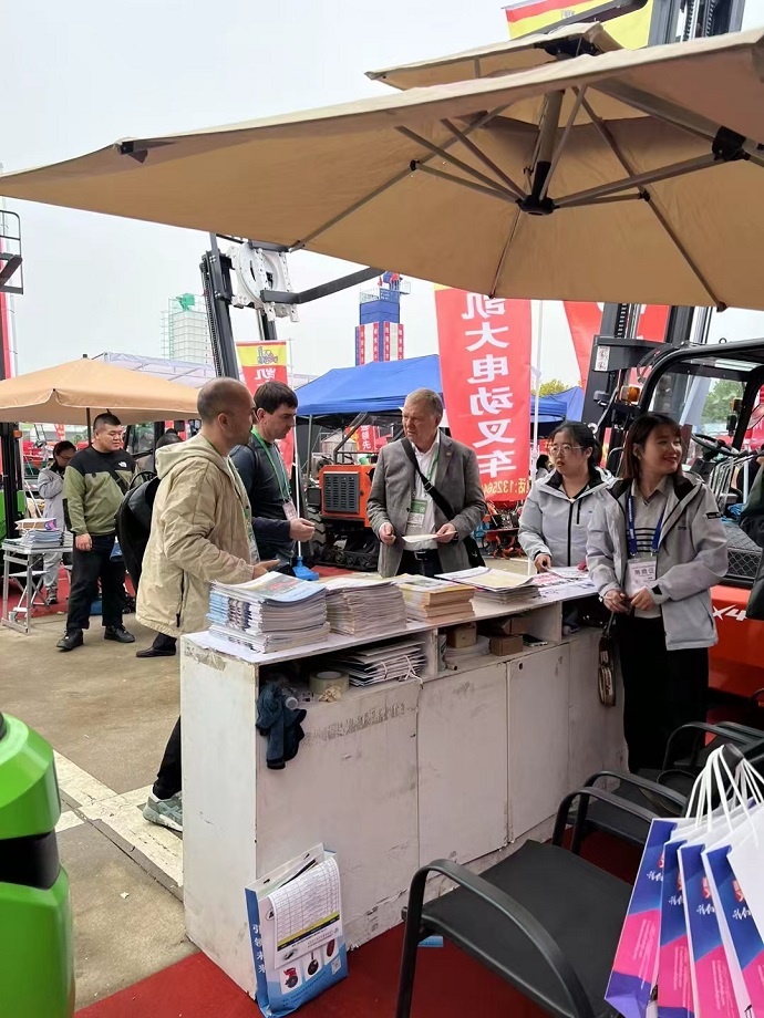 Global attention: Kaida 4x4 forklift was a great success at the 2024 exhibition!