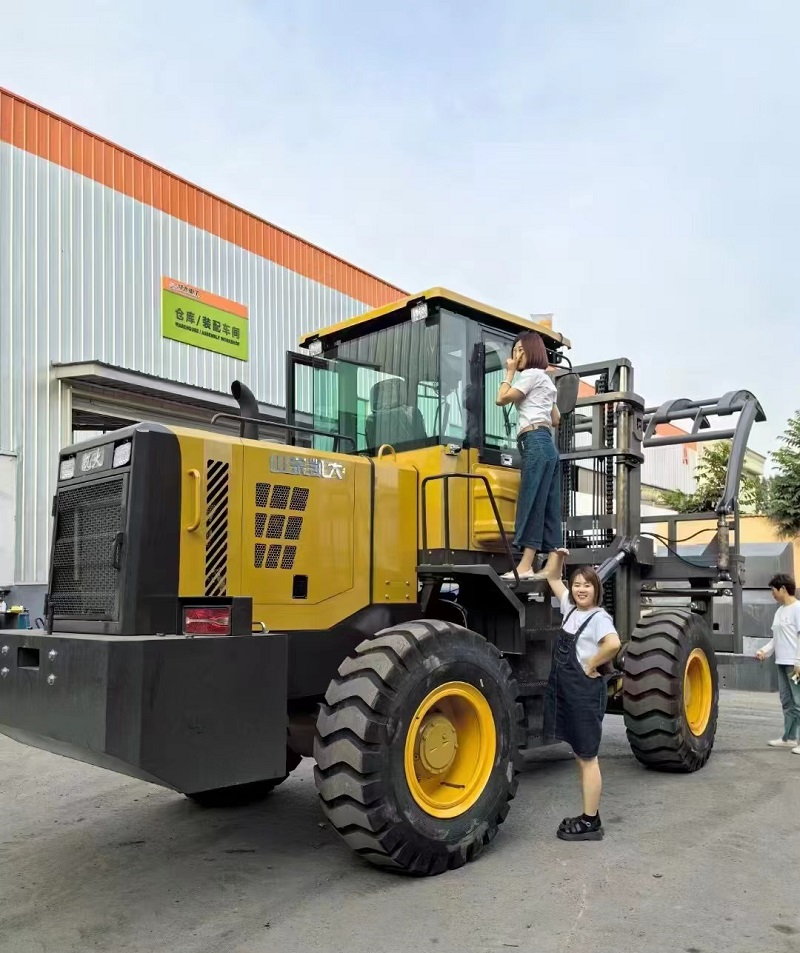 10 ton all terrain forklift