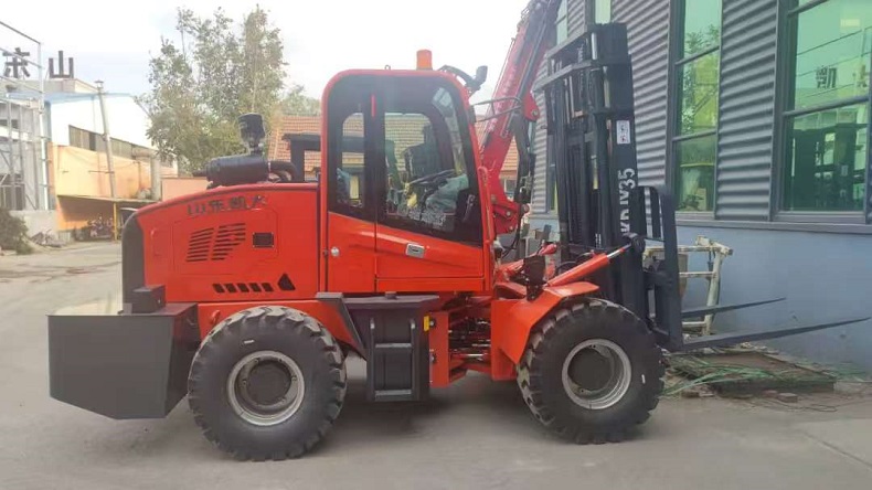 3.5 ton off-road forklift with Yanmar engine

